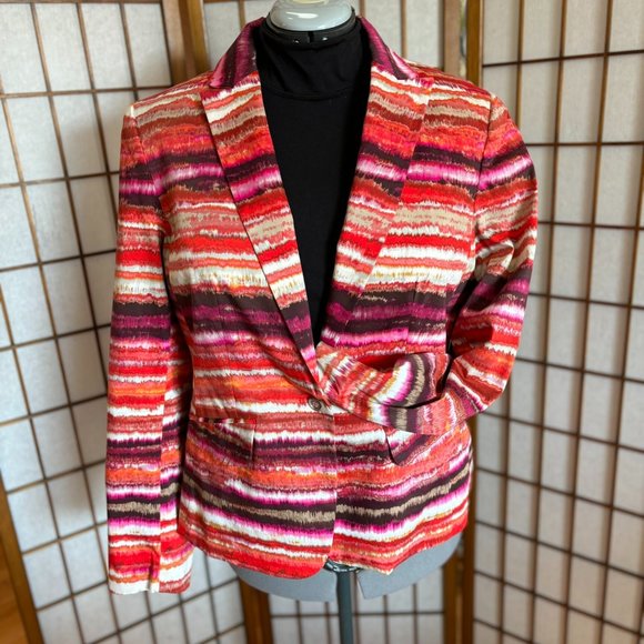 Blazer - Picture 1 of 5